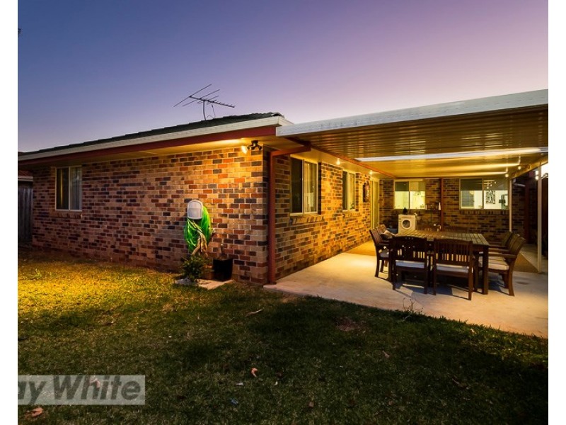 4 Achterberg Place, Victoria Point QLD 4165