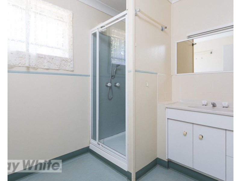 134 Cane Street, Redland Bay QLD 4165