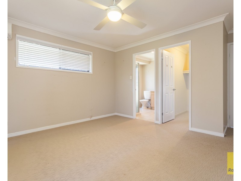 16 Portland Parade, Redland Bay QLD 4165
