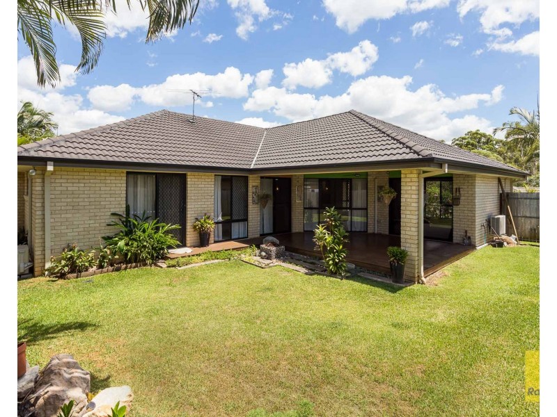 16 Portland Parade, Redland Bay QLD 4165