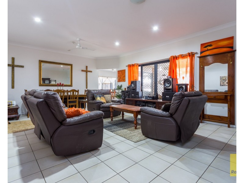 27 Seabrae Drive, Redland Bay QLD 4165