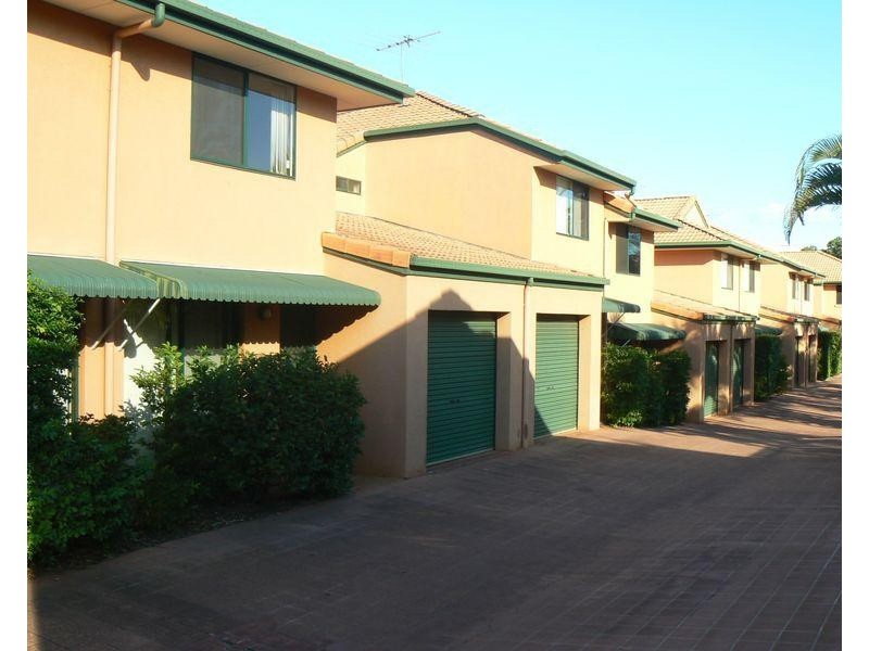 2/223 Middle Street, Cleveland QLD 4163