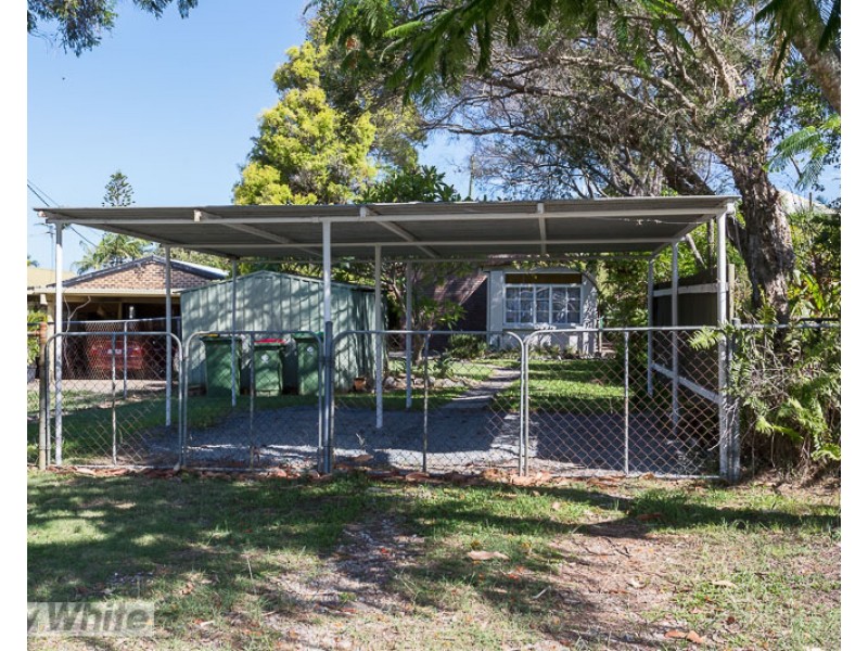 16 Oakland Avenue, Redland Bay QLD 4165