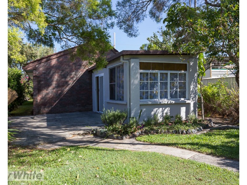 16 Oakland Avenue, Redland Bay QLD 4165