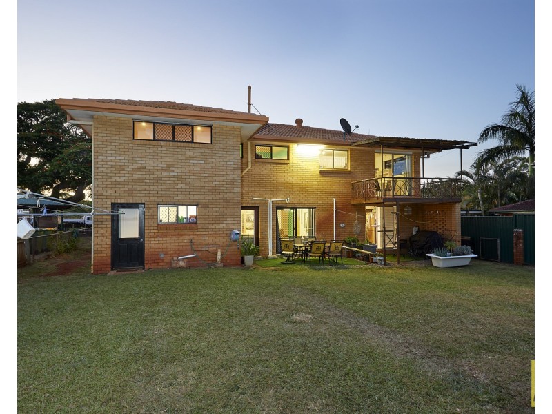 24 Weinam Street, Redland Bay QLD 4165