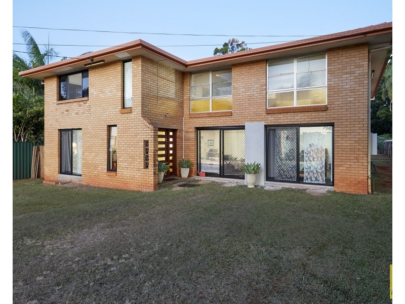 24 Weinam Street, Redland Bay QLD 4165