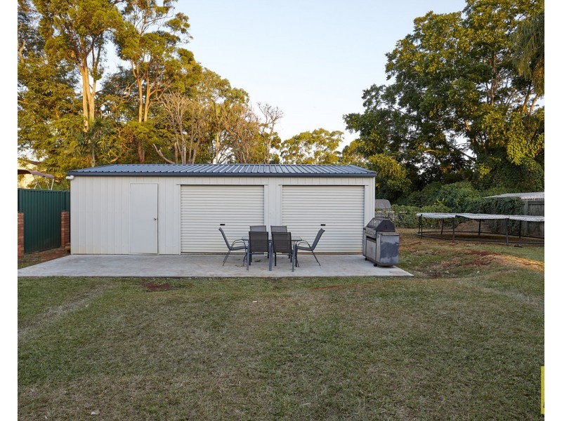 24 Weinam Street, Redland Bay QLD 4165