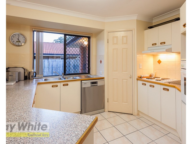 9 Marjorie Buckler Drive, Redland Bay QLD 4165