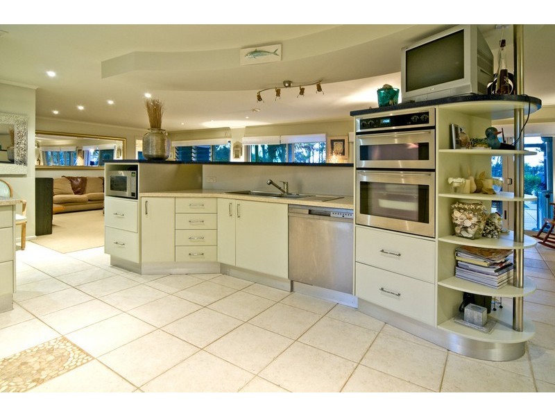 87 Torquay Road, Redland Bay QLD 4165