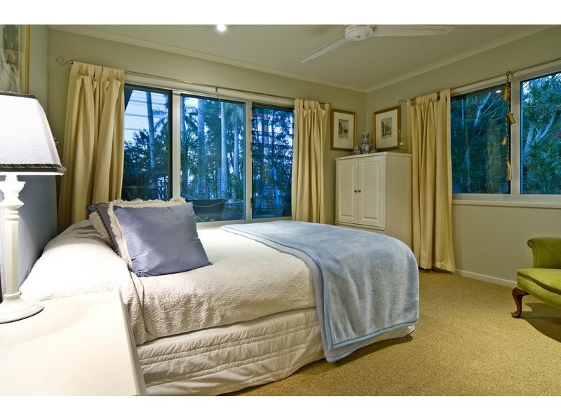 87 Torquay Road, Redland Bay QLD 4165