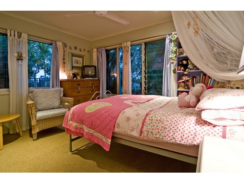 87 Torquay Road, Redland Bay QLD 4165