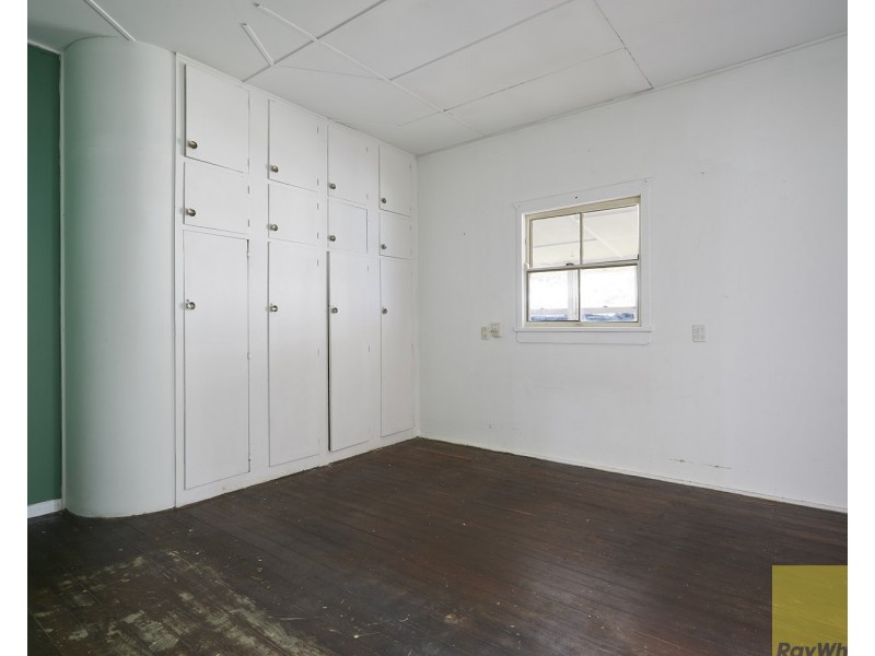 144 Broadwater Terrace, Redland Bay QLD 4165