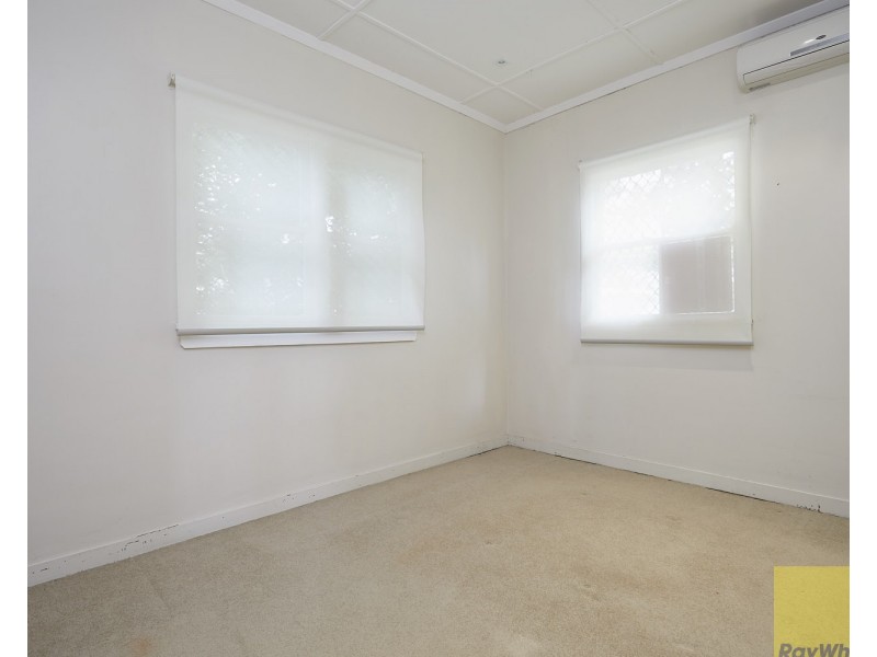 144 Broadwater Terrace, Redland Bay QLD 4165