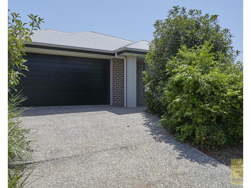 16 Daly Place, Redland Bay QLD 4165