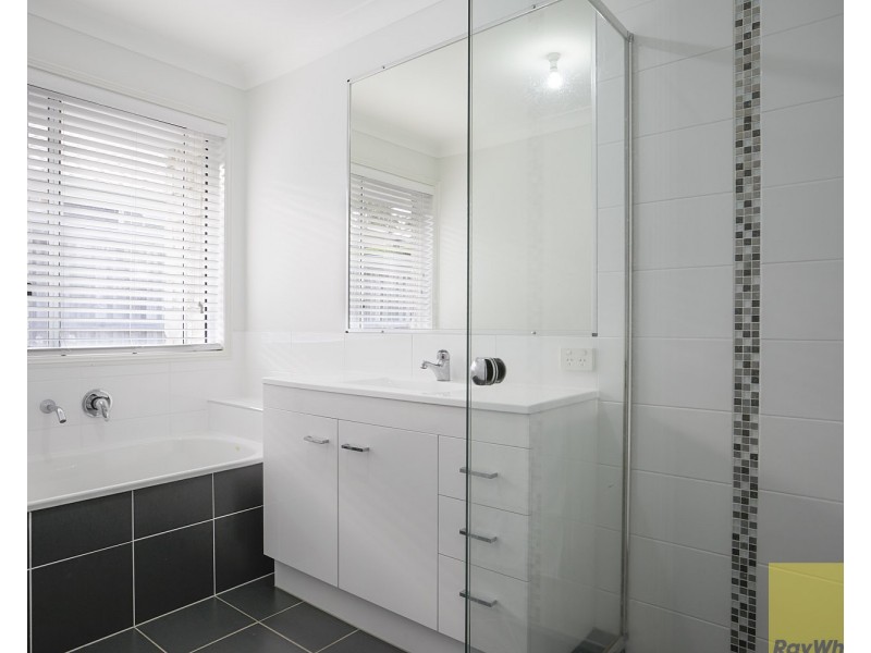 10 Spotted Gum Crescent, Mount Cotton QLD 4165