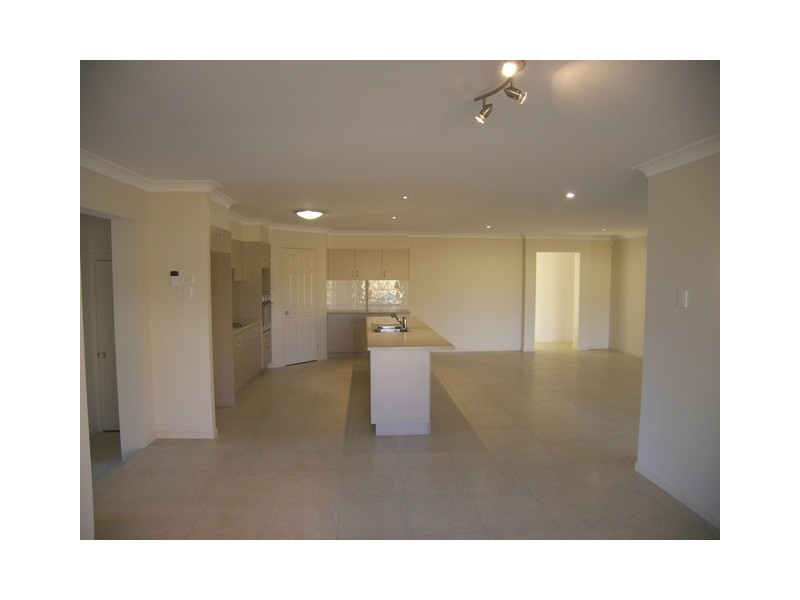 25 Coachwood Street, Redland Bay QLD 4165