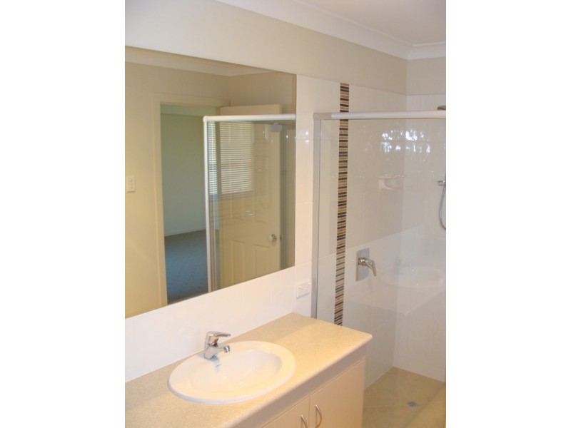 25 Coachwood Street, Redland Bay QLD 4165