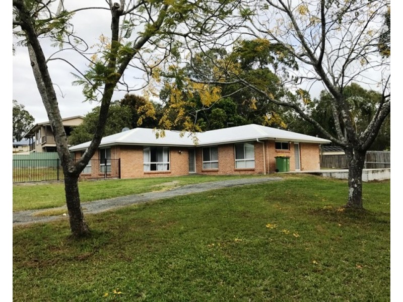 35 Muriel Street, Redland Bay QLD 4165