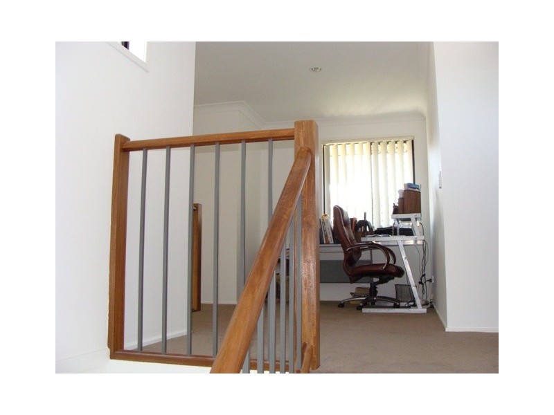 5 Aqua Crescent, Redland Bay QLD 4165