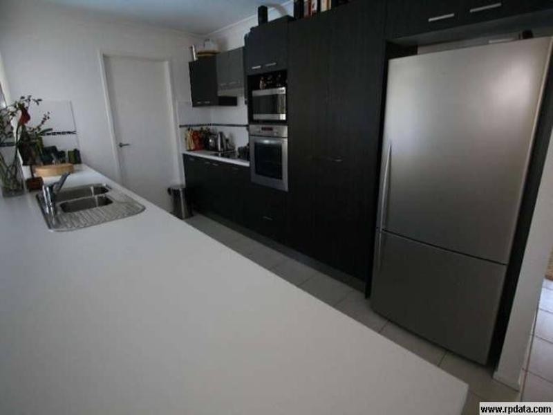 12 Aqua Crescent, Redland Bay QLD 4165