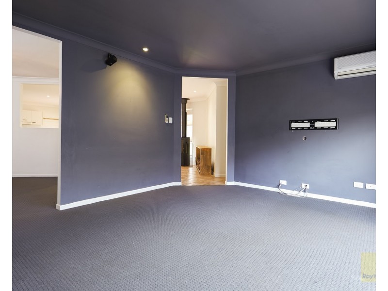 10 Westburn Court, Redland Bay QLD 4165