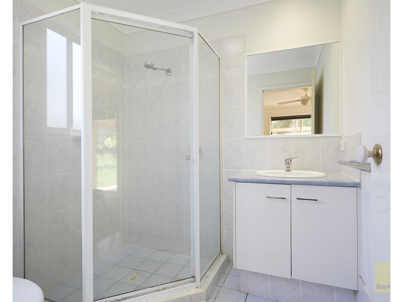 10 Westburn Court, Redland Bay QLD 4165