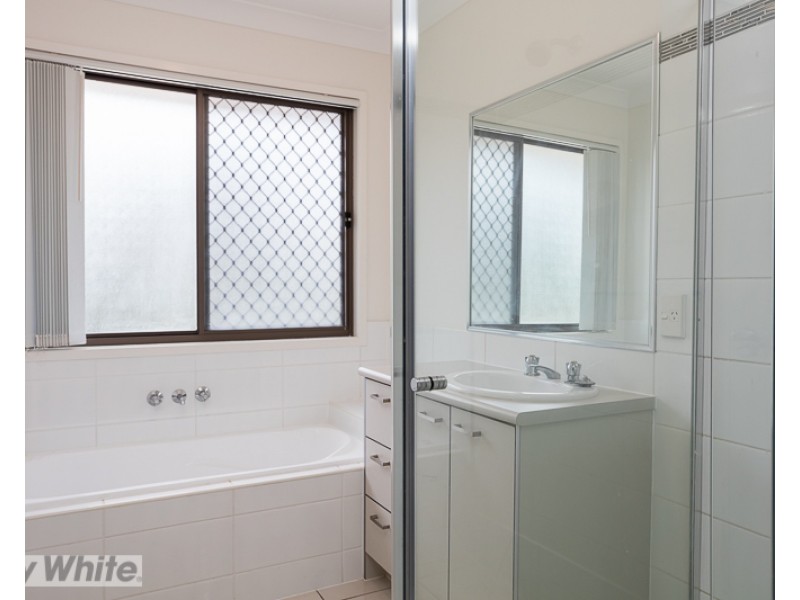 36 Pentecost Place, Redland Bay QLD 4165