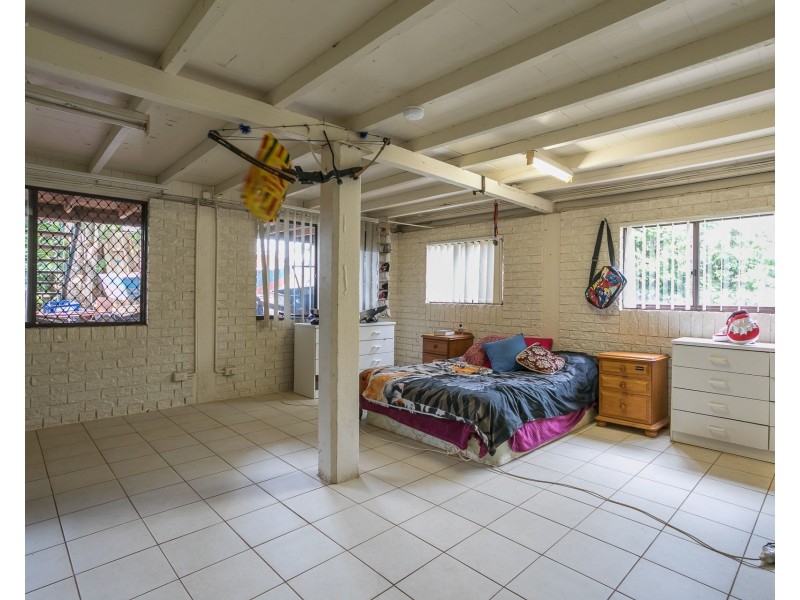 44 Weinam Street, Redland Bay QLD 4165