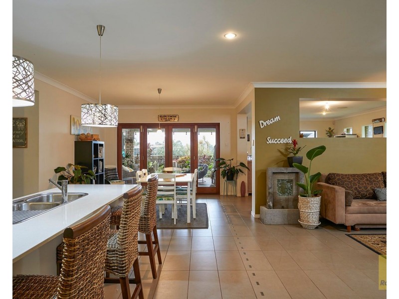 51 Denham Boulevard, Redland Bay QLD 4165
