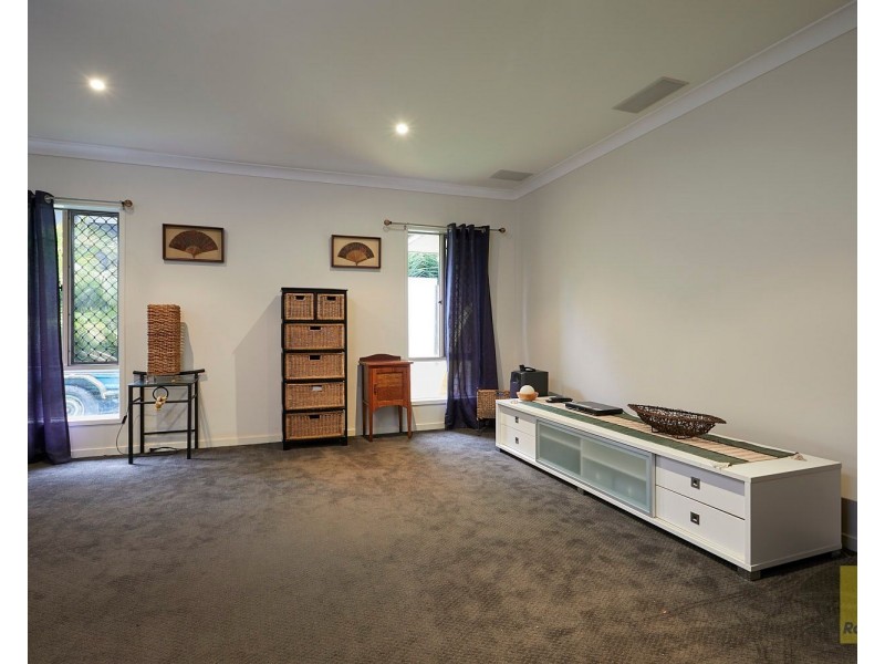 51 Denham Boulevard, Redland Bay QLD 4165