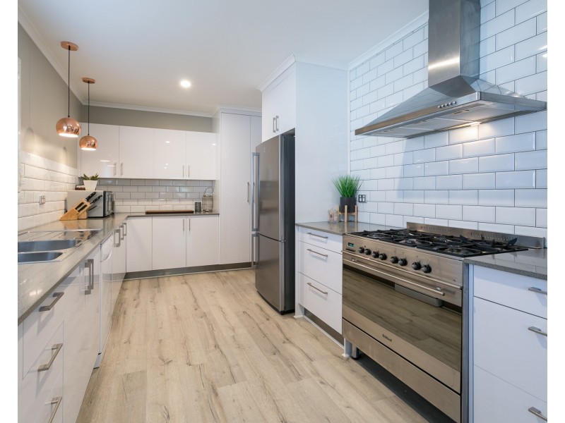 279 Colburn Avenue, Victoria Point QLD 4165