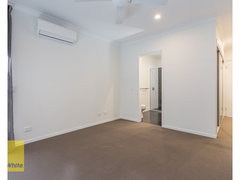 2 Mapleton Crescent, Capalaba QLD 4157