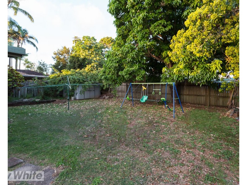 116 Dart Street, Redland Bay QLD 4165