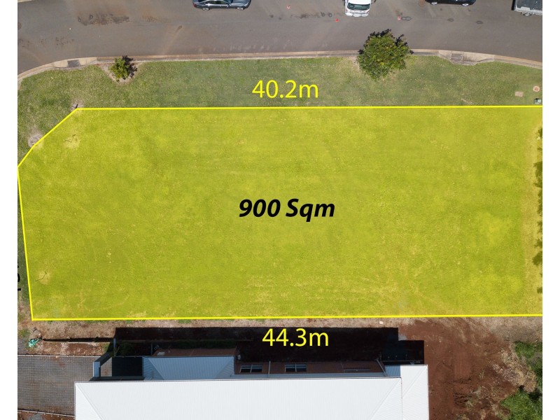 14 Haslingden Drive, Redland Bay QLD 4165