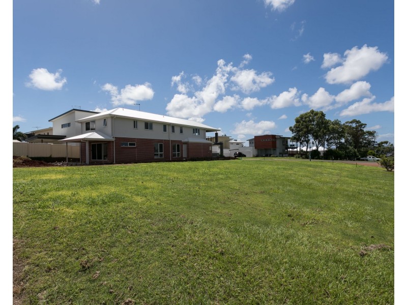 14 Haslingden Drive, Redland Bay QLD 4165
