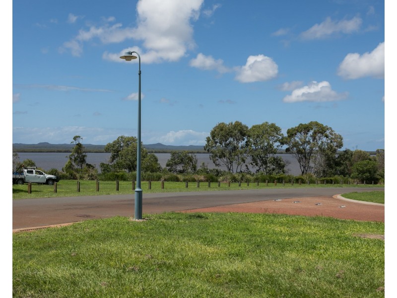 14 Haslingden Drive, Redland Bay QLD 4165