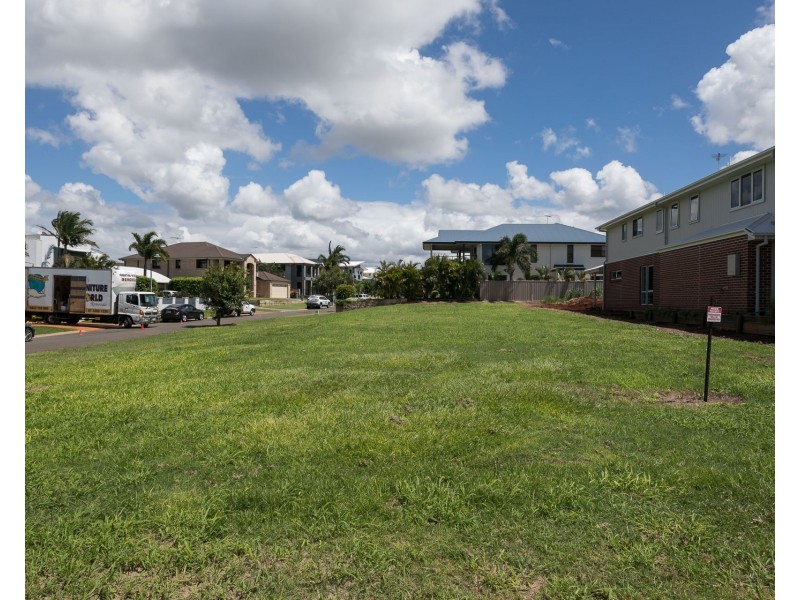 14 Haslingden Drive, Redland Bay QLD 4165