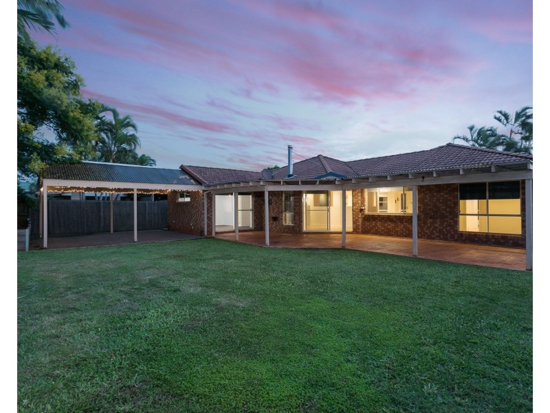 10 Westburn Court, Redland Bay QLD 4165