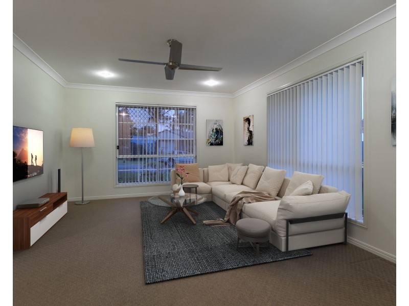 8 Omac Street, Redland Bay QLD 4165