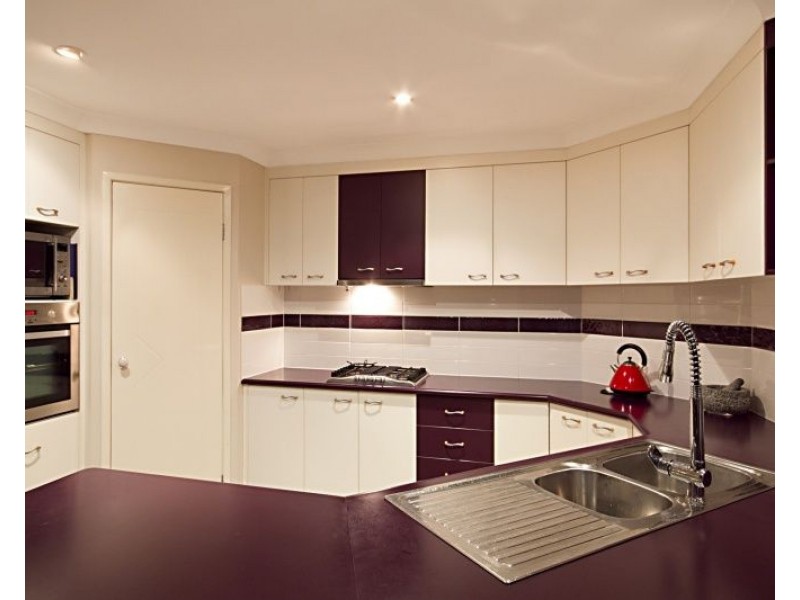 48 Spinnaker Circuit, Redland Bay QLD 4165