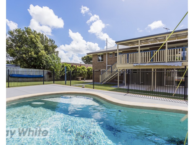 19 Boronia Street, Redland Bay QLD 4165