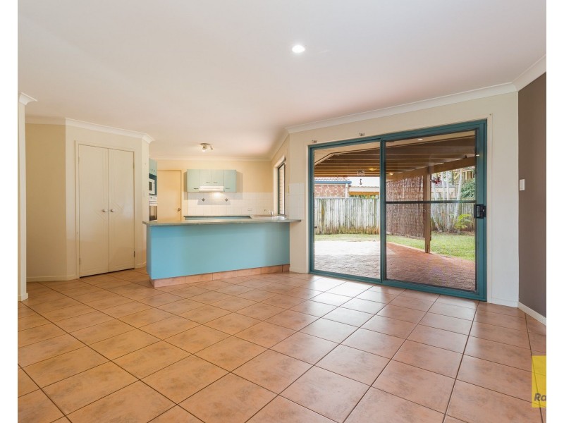 12 Westburn Court, Redland Bay QLD 4165