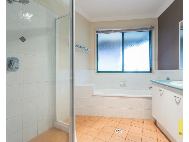 12 Westburn Court, Redland Bay QLD 4165