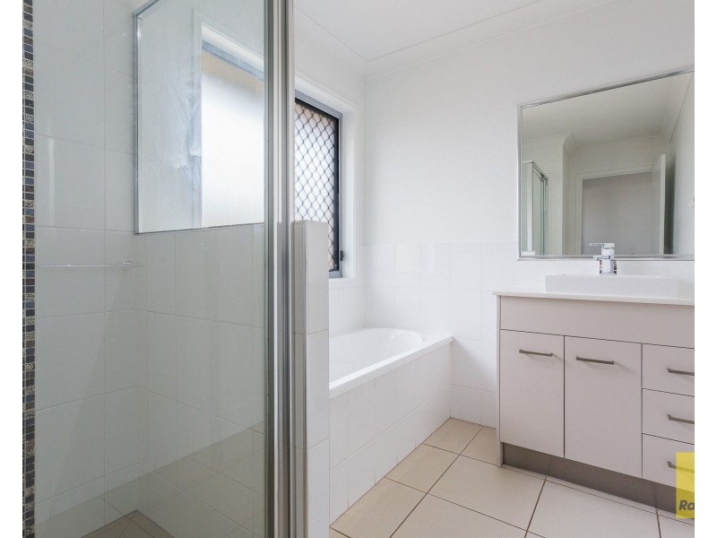 28 Willis Close, Redland Bay QLD 4165