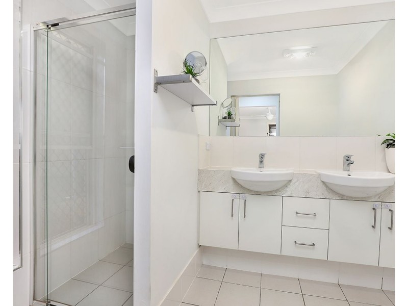 10 Nutmeg Court, Birkdale QLD 4159