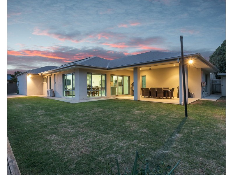 91 Habitat Drive, Redland Bay QLD 4165