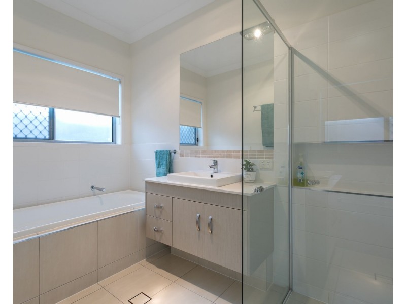 91 Habitat Drive, Redland Bay QLD 4165