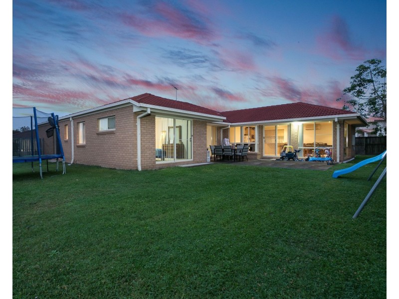 2 Glenbrook Avenue, Victoria Point QLD 4165