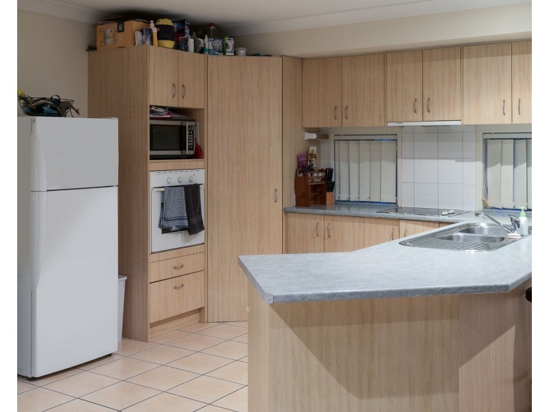 2 Glenbrook Avenue, Victoria Point QLD 4165