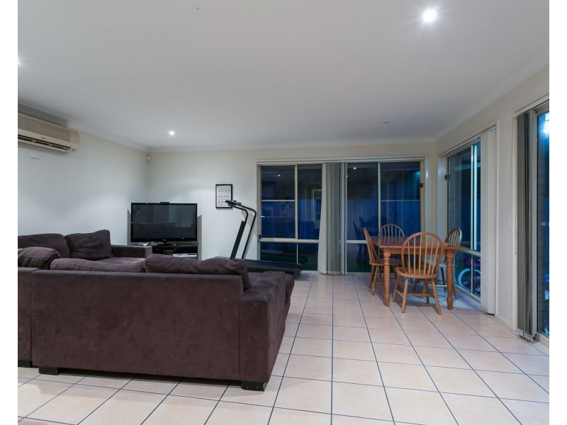 2 Glenbrook Avenue, Victoria Point QLD 4165